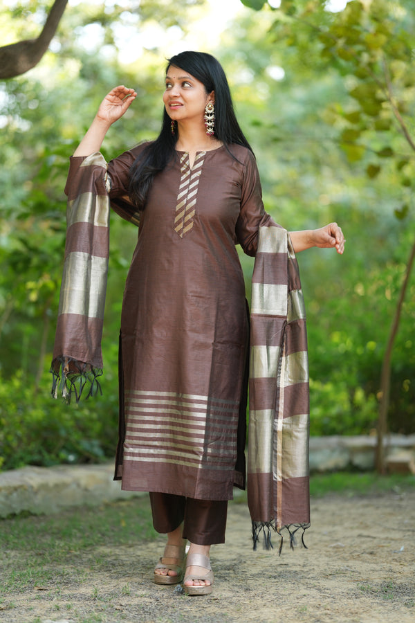 Mrinalini Silk Heritage Suit Set