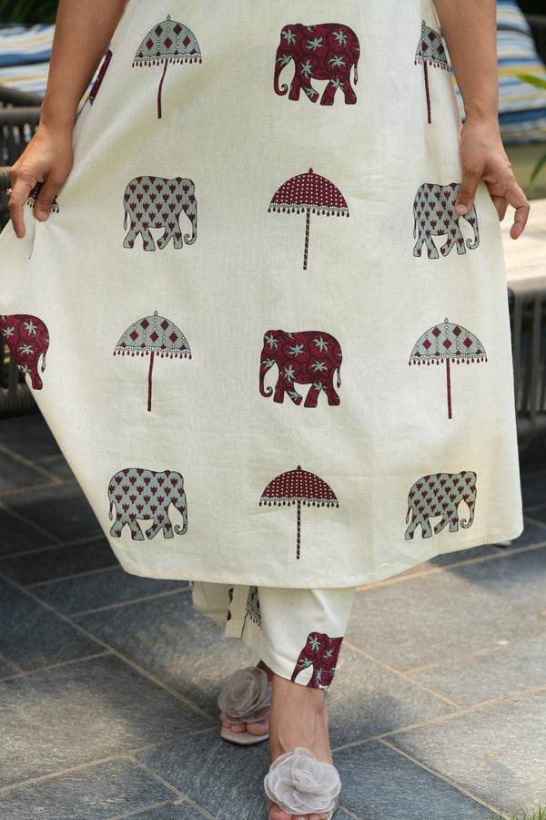 Yazhini Cotton Flex Handloom Elephant Motif Suit Set