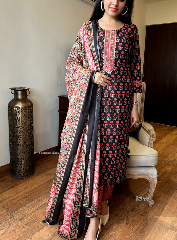 Chand - Black & Red Blossom Cotton Set