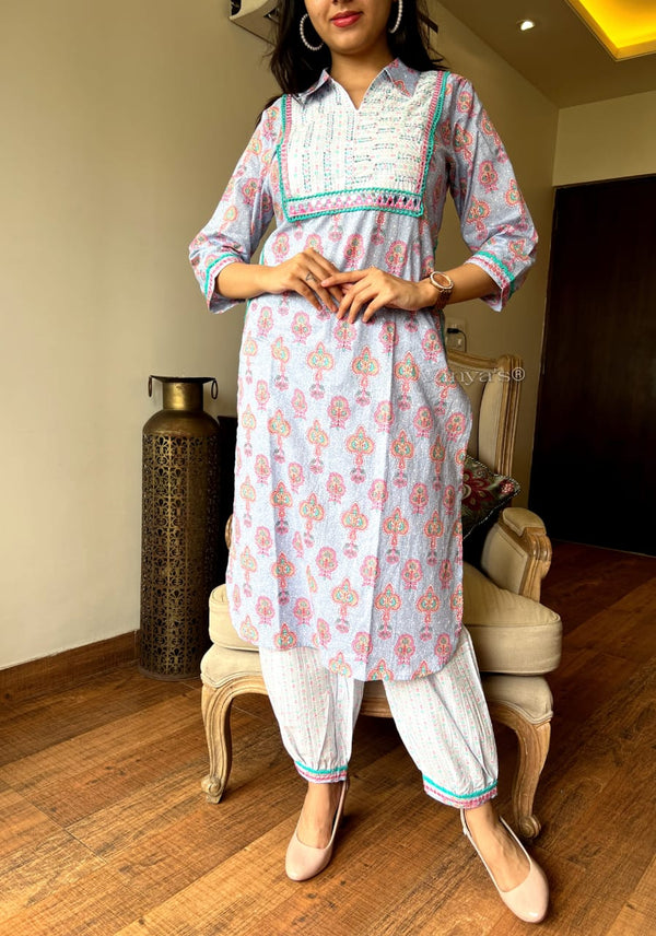 ๐ธ Nazaakat Buti Kurta Set โ Peach & Sky Blue Variants