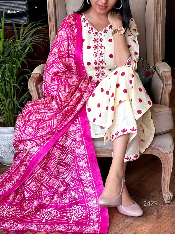 Polka Bloom Kurta Set β Ivory & Pink Magic β¨