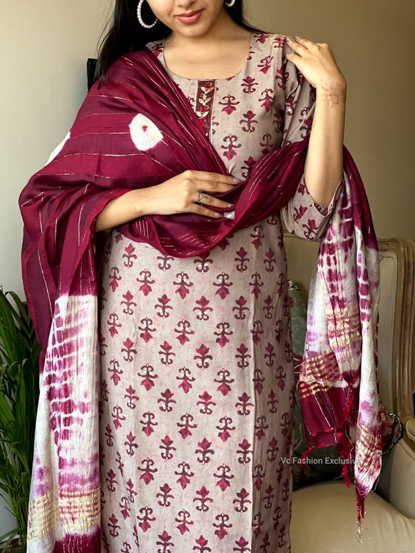 Elegant Everyday Cotton Kurta Sets (2 Color Variants)