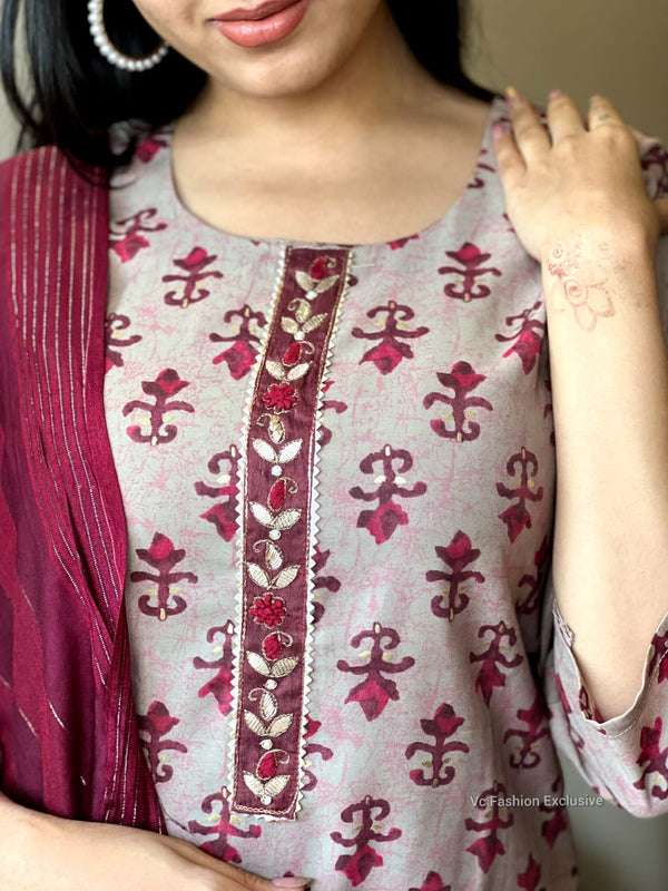 Elegant Everyday Cotton Kurta Sets (2 Color Variants)