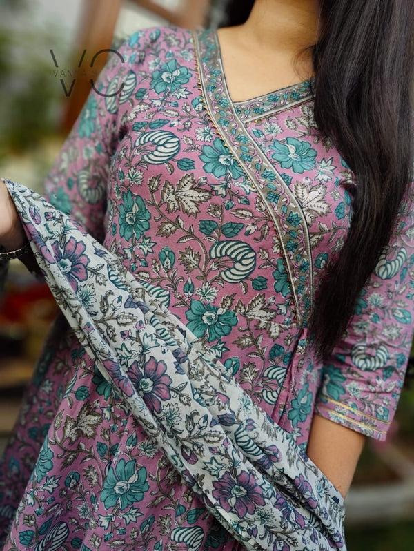 Gulbano Pink Cotton Flared Suit Set