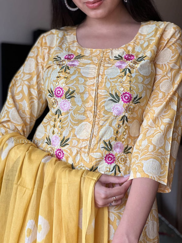 πΌ Sunshine Bloom Printed Cotton Suit Set