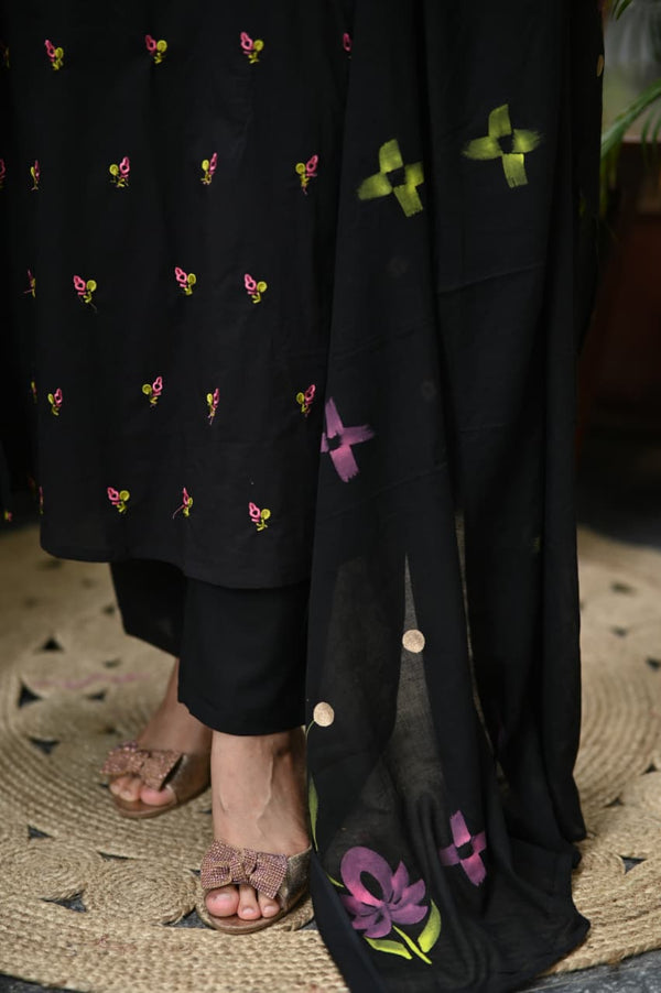 Midnight Petal Embroidered Set