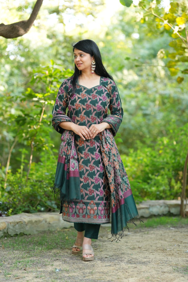 ✨Rajeshwari Premium Banarasi Weaving Suit Set with Dupatta-With mul lining
