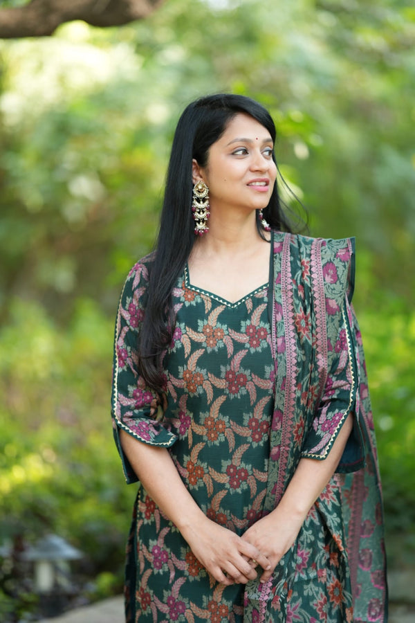 ✨Rajeshwari Premium Banarasi Weaving Suit Set with Dupatta-With mul lining