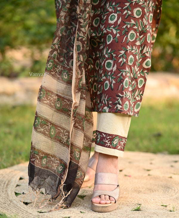 Vrinda Bagru Hand Block Suit Sets