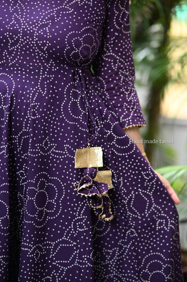 💛 💜 SharanyaDrape Yourself in Sunshine with this Flowing Anarkali Elegance 💛💜