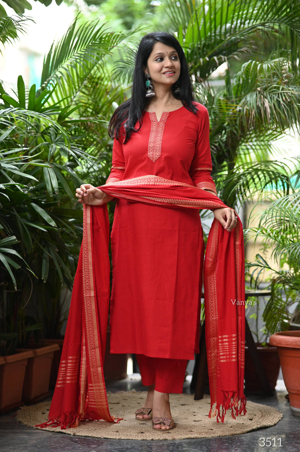 Dharini Chettinad Handloom Cotton Suit sets