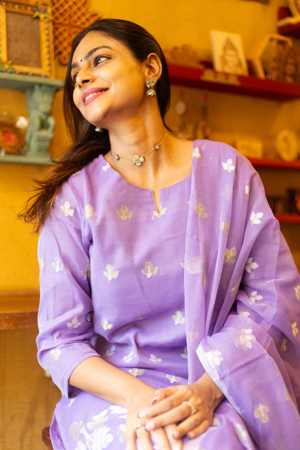 🪻🪻Lavender Woven Grace Bloom Jamdani Charm 🪻🪻