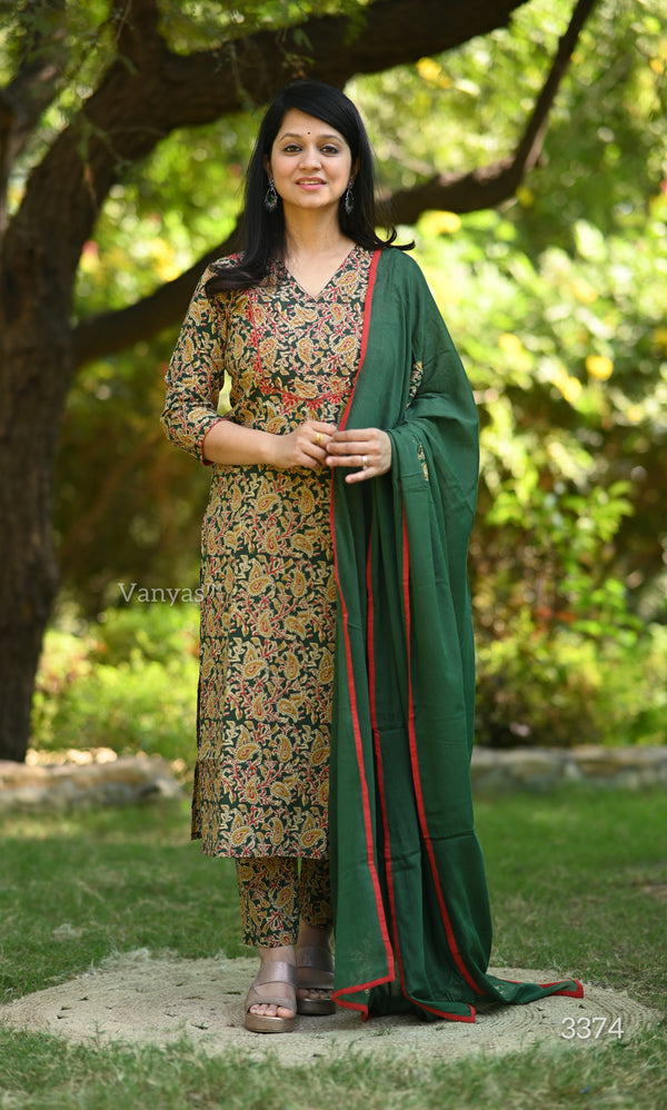 Saavi Ajrak Green Cotton Suit Sets