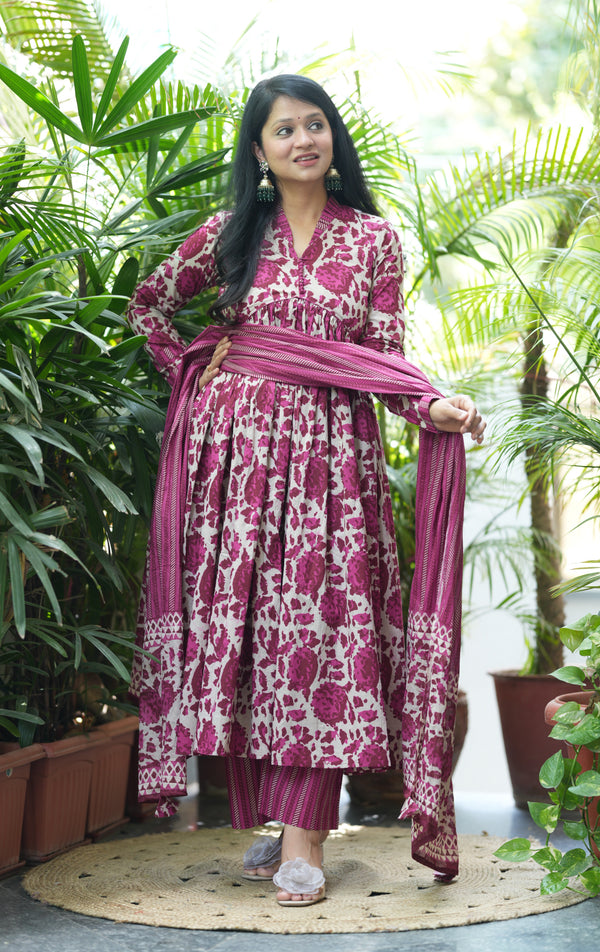 Gulnashi- pink floral Anarkali suit sets