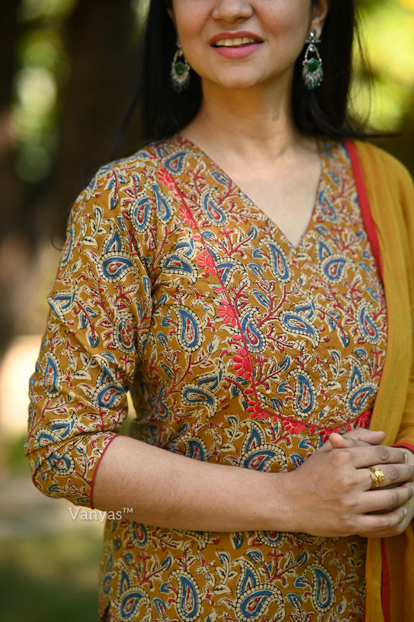 Saavi Ajrak Green Cotton Suit Sets