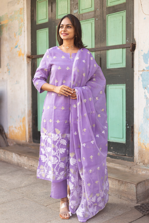 🪻🪻Lavender Woven Grace Bloom Jamdani Charm 🪻🪻