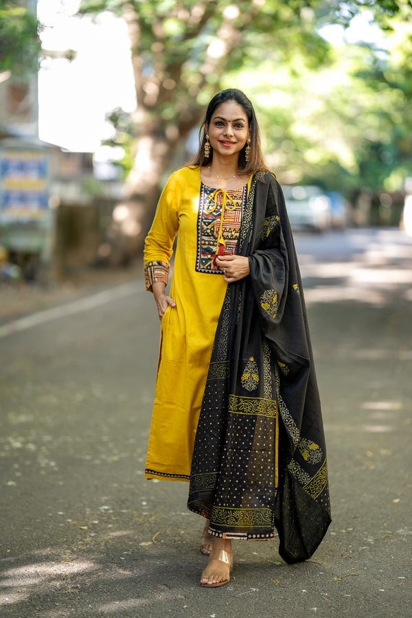 Nivea Mustard Grace Set with Dupatta