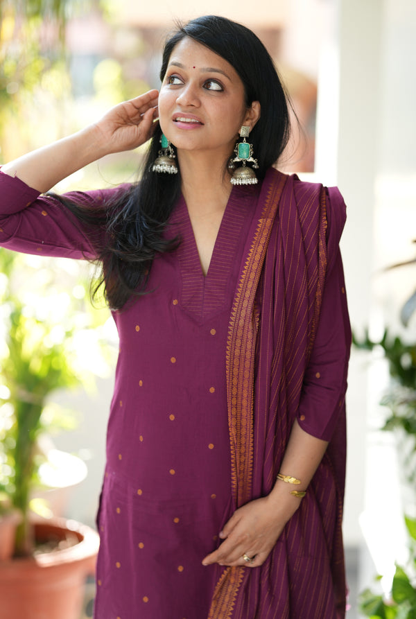 Vanaja Chettinad Handloom zari work Suit sets-Two Colour