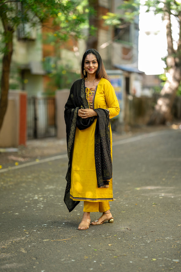 Nivea Mustard Grace Set with Dupatta