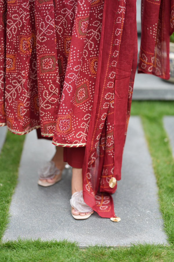 Savitri Red Bandhani Cotton Anarkali Suit Sets