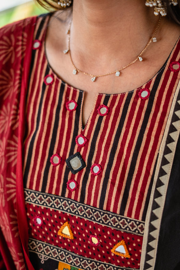 Noor-e-Kaashi Suit Set with Dupatta