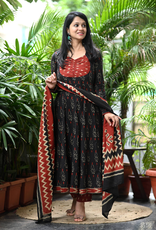 Nimrit Black Cotton Full sleeves Anarkali Suit Sets