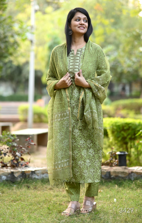 Nithila Bagru Hand Block Printed Suit Set