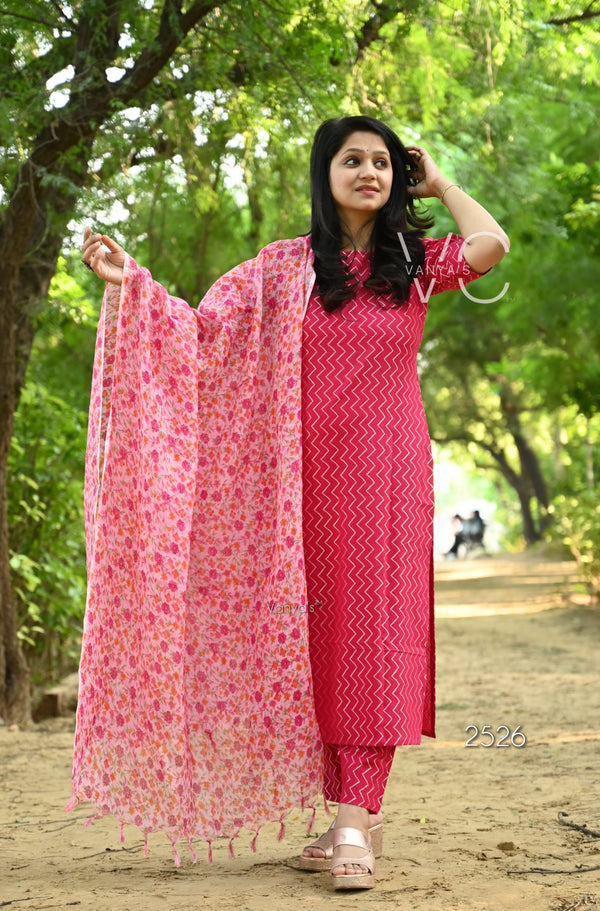 Kyra self south cotton kurta pant sets