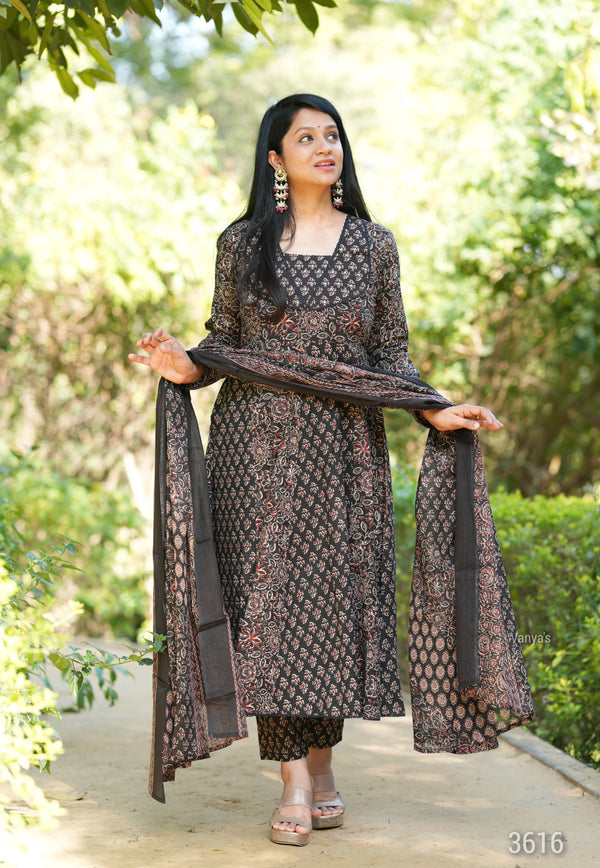 Manjiri Ajrak Cotton Anarkali Suit Sets- Black