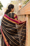Veldhaari Pattu South Cotton – Midnight Gold Elegance