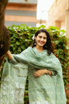 🌿 Tuhina- Experience Sheer Elegance in Handwoven Jamdani Artistry 🌿