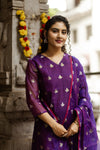 🪻 IshiraDrape Yourself in Royal Charm with Handwoven Jamdani Elegance🪻