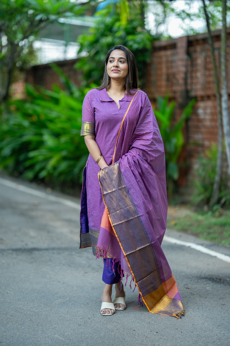 💜 Grace with Kanchi Cotton Traditional Checks & Zari Brilliance 💜