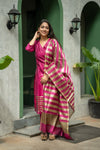 🌺 KanthikaShine Like Royalty in Luxurious Banarasi Silk Radiance 🌺