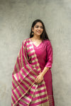 🌺 KanthikaShine Like Royalty in Luxurious Banarasi Silk Radiance 🌺
