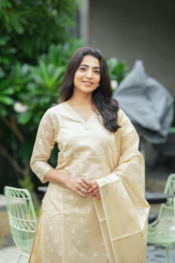 Kalyani Champagne Grace