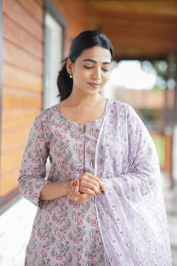 Riddhima Lavender Whisper Kurta Set