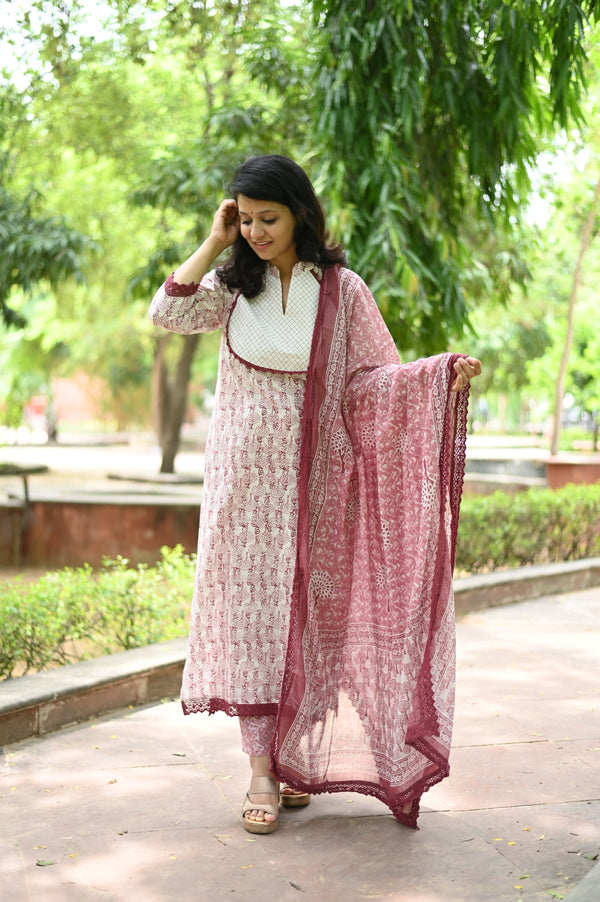 Chitra Serene Maroon Elegance