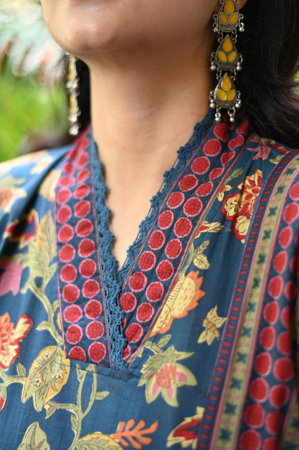 Yamini Teal Floral Delight Kurta Set