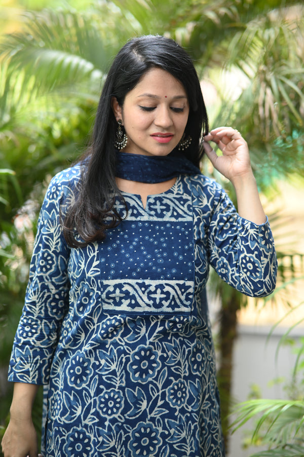 Meherbaan Indigo Bloom Handblock Suit Set 🌿