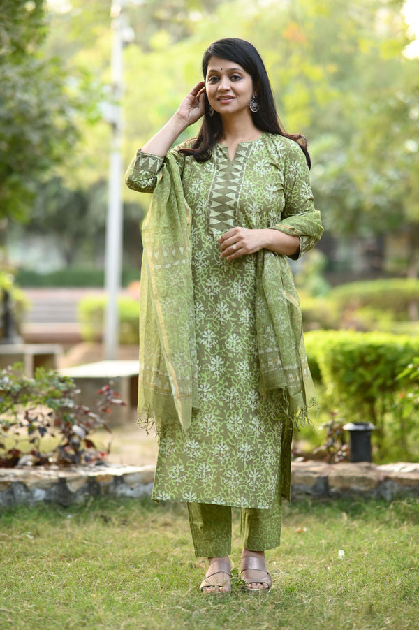 Nithila Bagru Hand Block Printed Suit Set