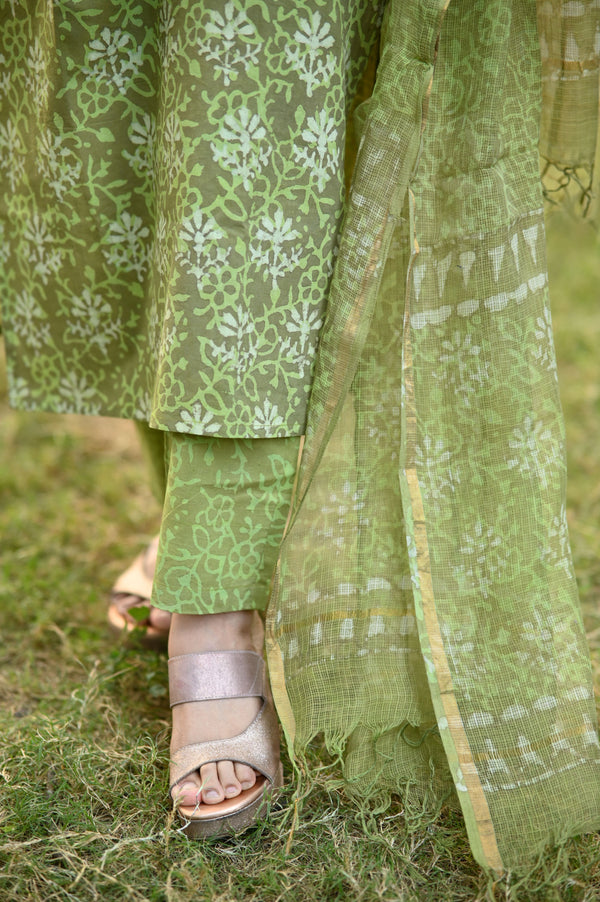 Nithila Bagru Hand Block Printed Suit Set