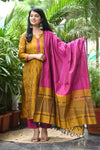 💫 Iraja- The Silk Harmony Embrace Regal Contrast in Pochampally Silk Elegance 💫