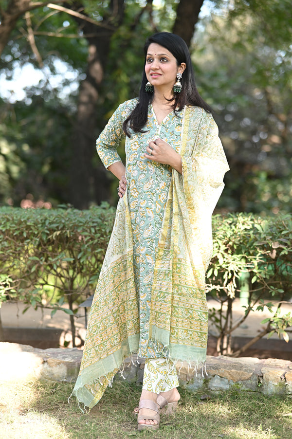 Karigari Hand block Suit set with Dupatta