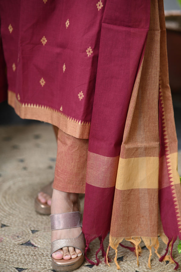 Sootra - Cotton Kurta Set with Woven Dupatta