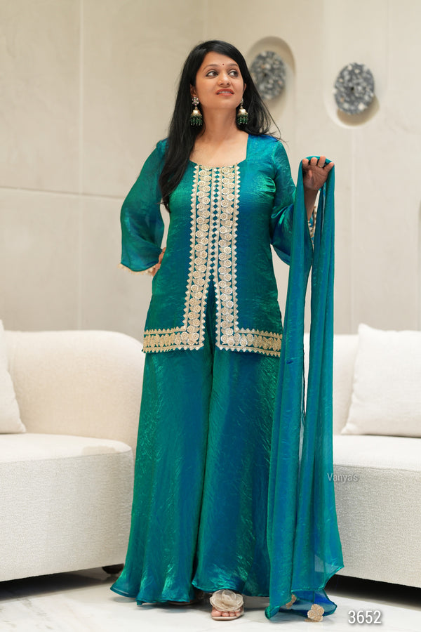 ✨Neeltara Royale Banarasi Tissue Silk Sharara Set