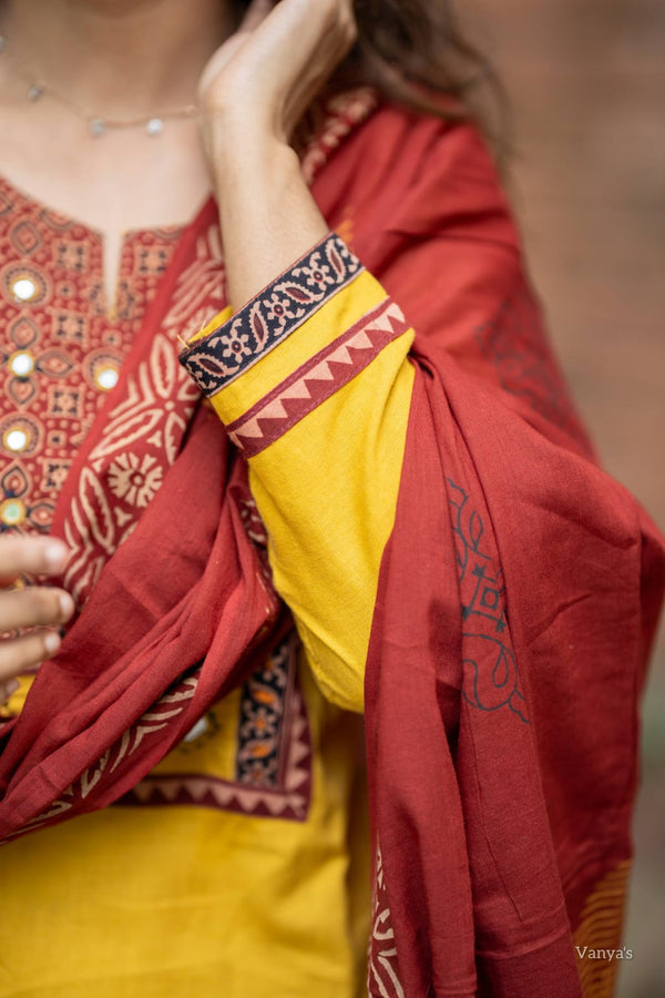 Nishita yellow Grace Set with Dupatta