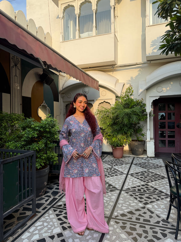 Gulrukh Farsi Floral Suit Set