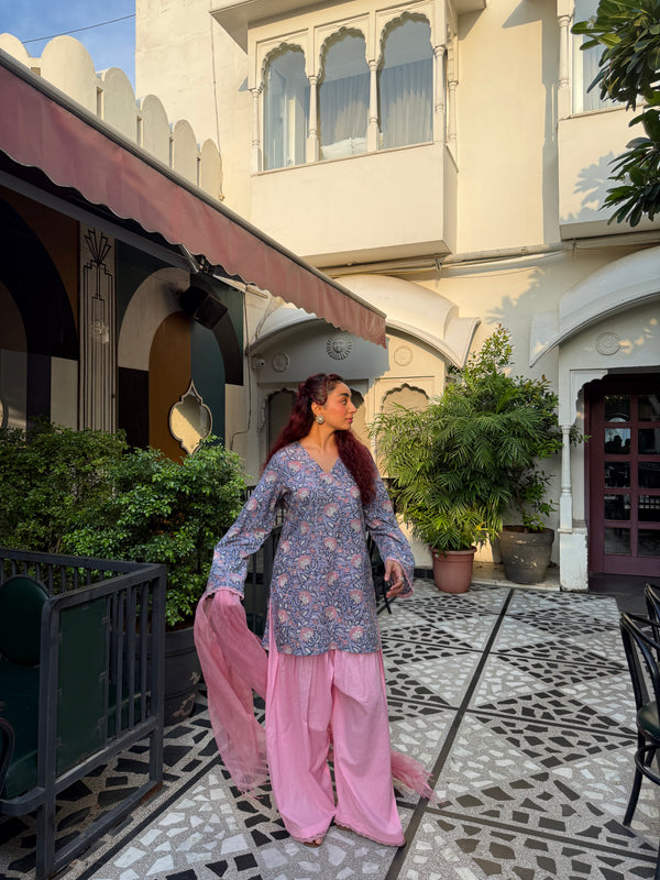 Gulrukh Farsi Floral Suit Set