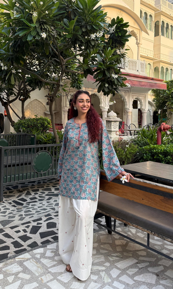 Meher Floral Kurta with Embroidered Farsi Pajama Set